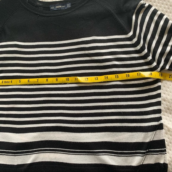 Zara Black & White Knit Sweater - Picture 6 of 9